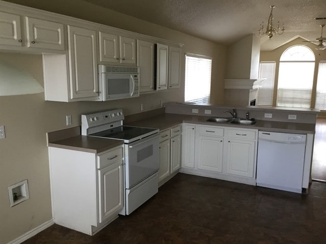 Building Photo - 7928 Cannonwood Dr