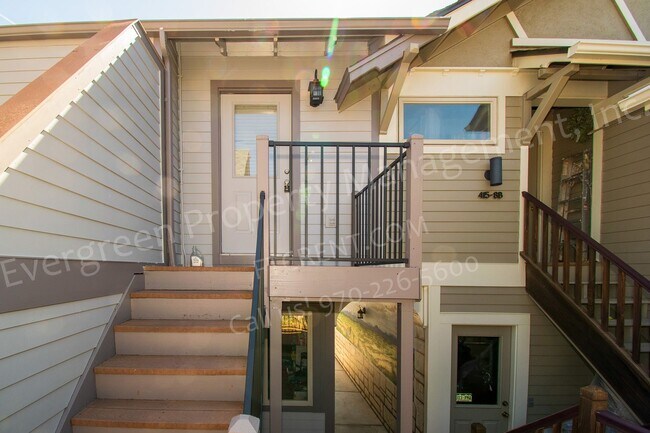 Foto del edificio - Spacious Loft in Old Town Fort Collins