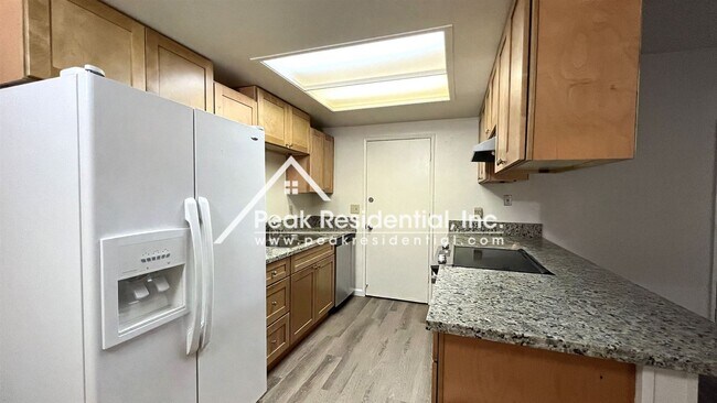 Foto del edificio - 3 br, 2 bath House - 10446 S White Rock Rd #B