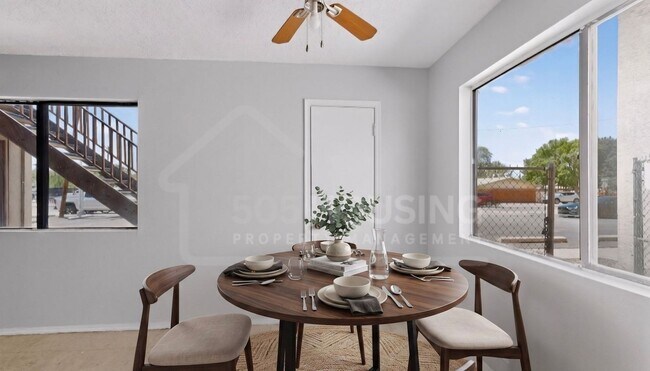 Foto del edificio - Spacious 2-Bedroom Unit Near Kirtland Air Force Base