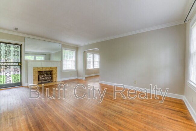 Foto del edificio - 778 Goodman St