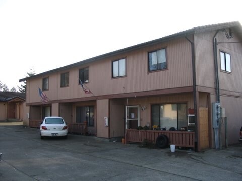Primary Photo - 1052 SE Wilson St