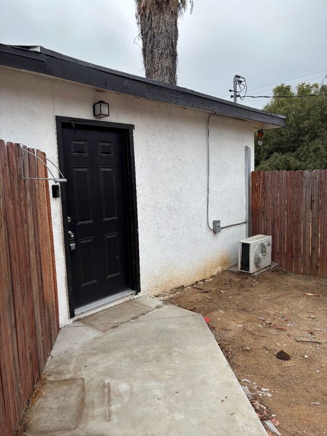 Building Photo - 5890 Antonia Pl