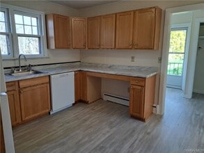 Building Photo - 1521 NY-208