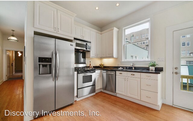 Building Photo - 1 br, 1 bath House - 2217 Pacific Ave. #6