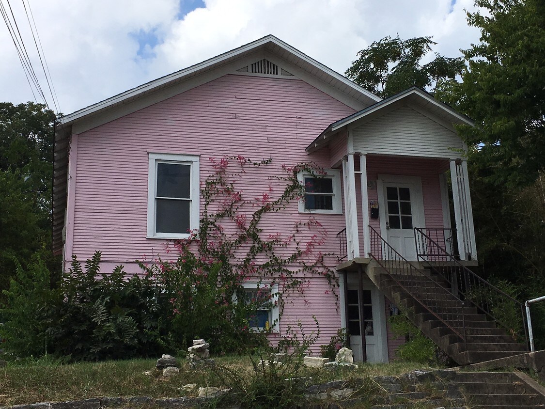 Foto principal - 1108 Baylor St