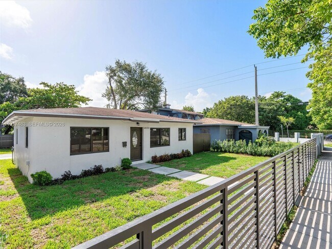 Foto del edificio - 4020 NW 1st Ave