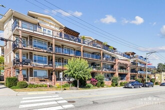 Building Photo - 22327 River Rd