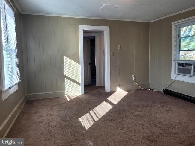 Foto del edificio - 214 Weiner Ave