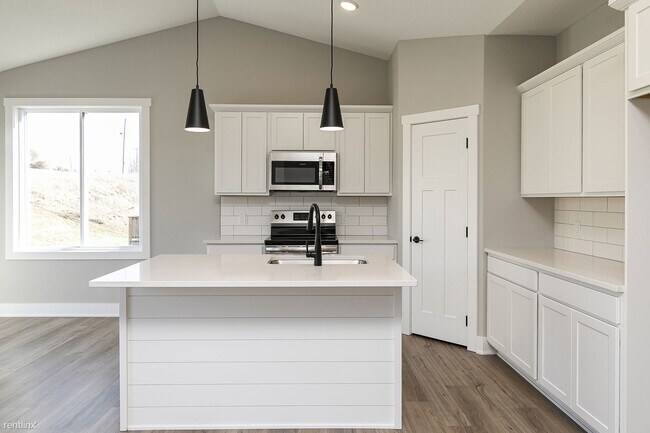 Foto del edificio - 3 br, 2.5 bath House - 529 Meadows Ct