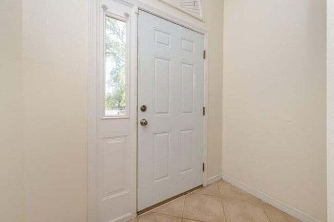 Building Photo - 416 Bear Rd