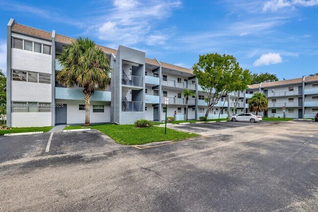 Building Photo - 8311 Sands Point Blvd