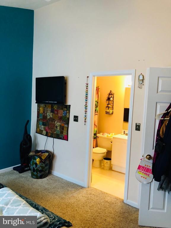 Foto del edificio - 11052 Sentry Ridge Rd