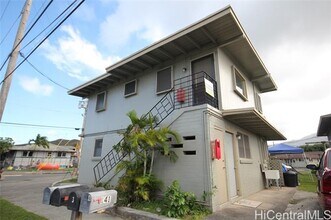 Building Photo - 141 Kihapai St