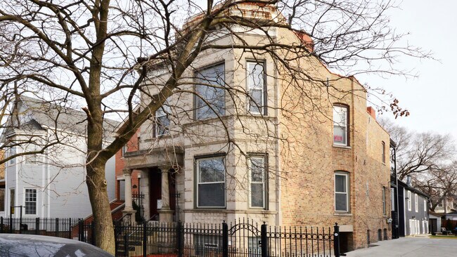 Foto del edificio - 1729 N Campbell Ave