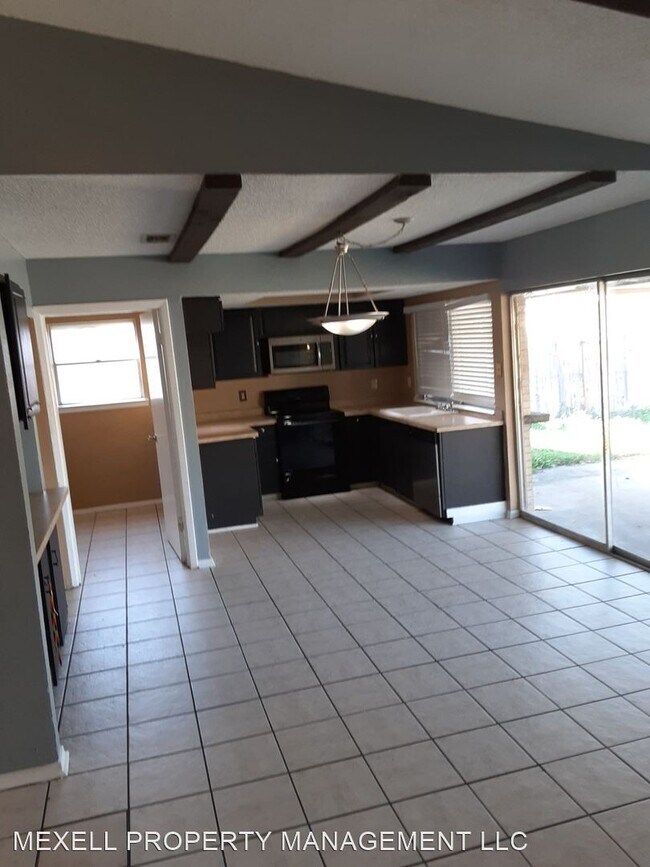 Foto del edificio - 4 br, 2 bath House - 2019 Deerfield Dr.