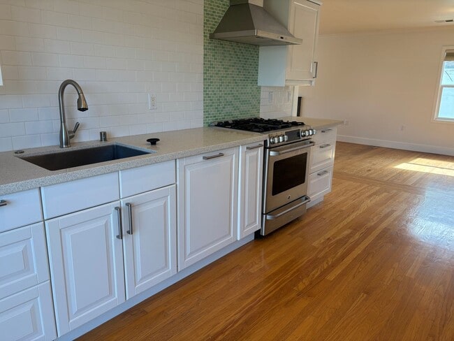 Foto del edificio - Charming 2 Bedroom Ranch Style