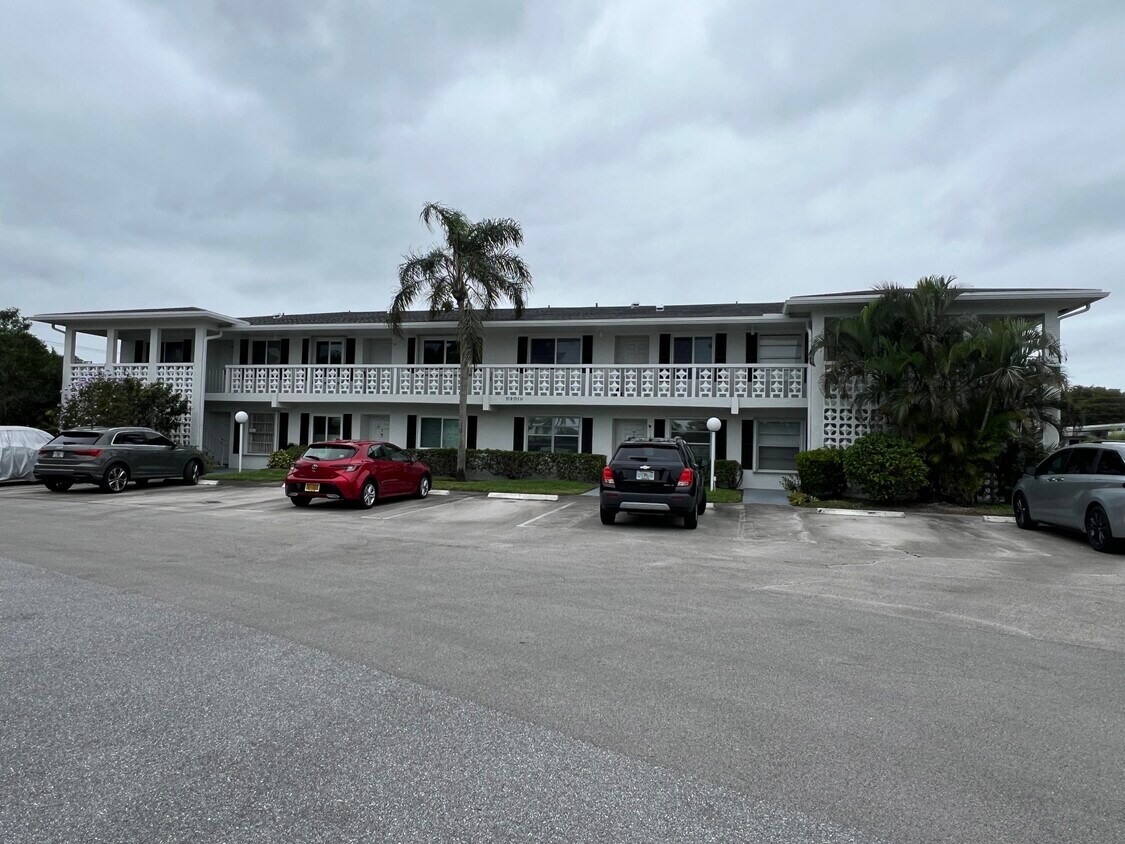 Foto principal - 2915 SW 15th St