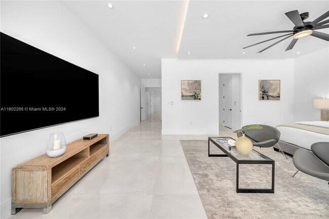 Building Photo - 7501 SW 80th St