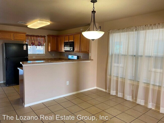 Building Photo - 4 br, 2.5 bath House - 14285 Hacienda Rock Dr