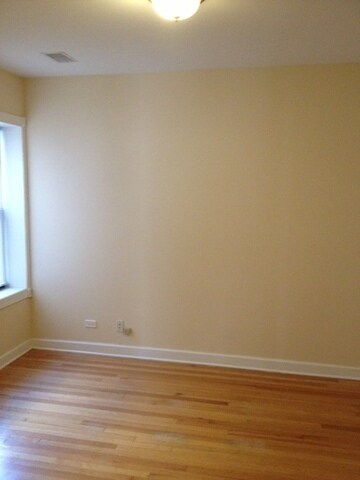 Building Photo - 4857 N Harding Ave