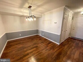 Building Photo - 8303 Bluebird Way