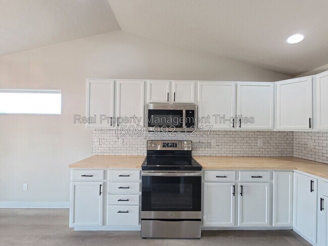 Foto del edificio - 6206 Maryhill Ln
