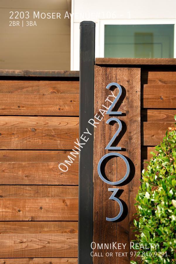 Photo - 2203 Moser Ave Townhome