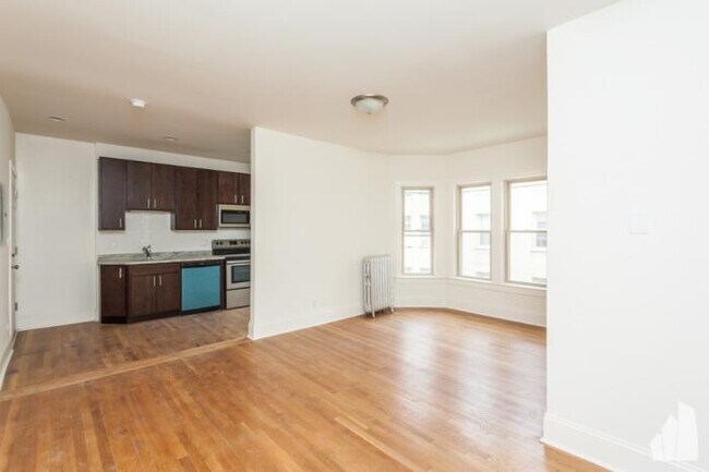 Foto del edificio - bedroom in Chicago IL 60625