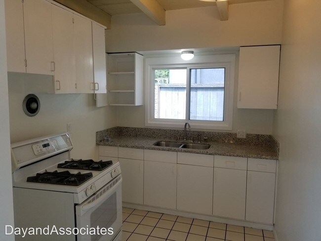 Foto del edificio - 622 S Catalina Ave