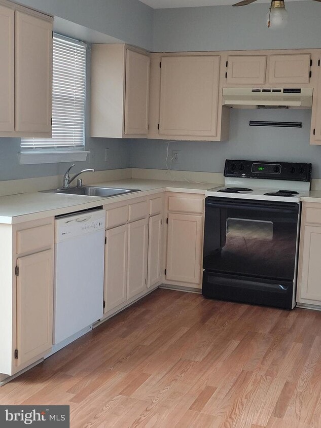 24215 Arena Stage Ct, Damascus, MD 20872 Townhome Rentals in Damascus