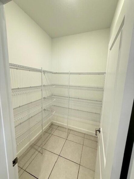 Building Photo - 1231 Tangled Orch Trce