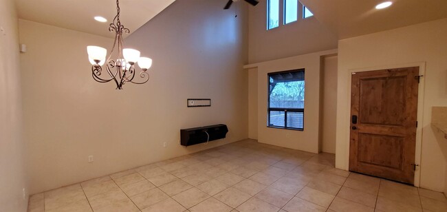 Foto del edificio - 4128 N Thurston Ln