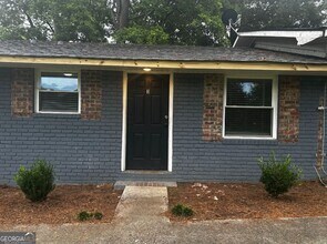 Building Photo - 418 Walter St