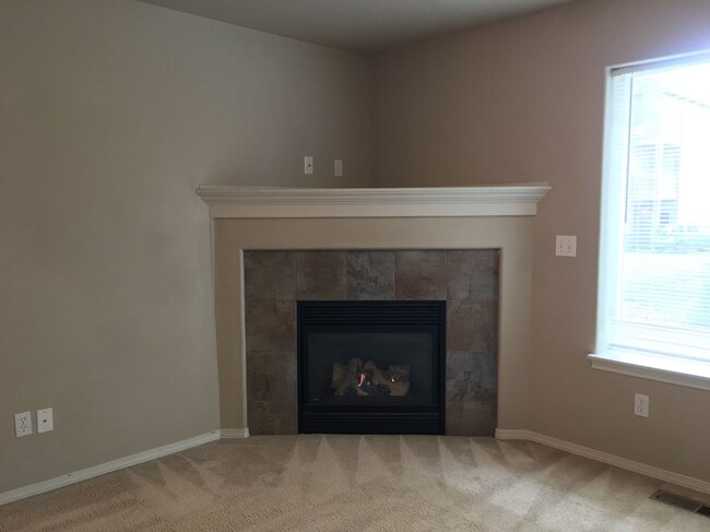 Building Photo - 1283 SW Mill Pond Pl