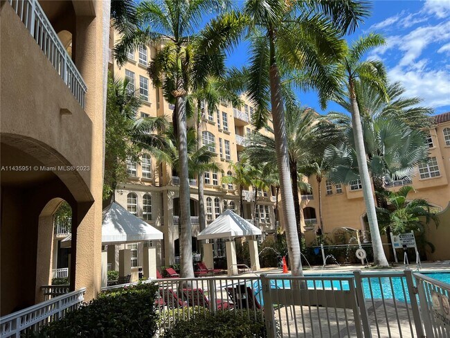 Foto del edificio - 3001 NE 185th St