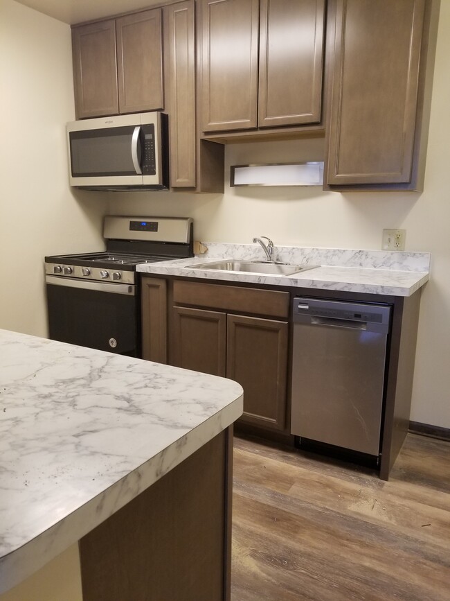 105/202 Cocina - Twin Oaks West Apartments