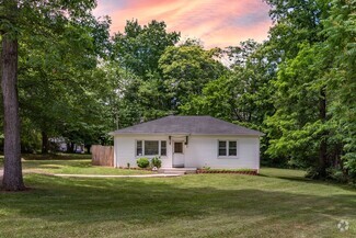 Building Photo - 702 Leesville Rd