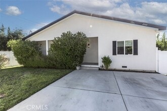 Building Photo - 25101 Vermont Dr