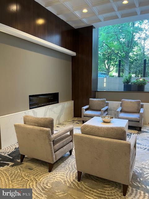 Foto del edificio - 5500 Friendship Blvd