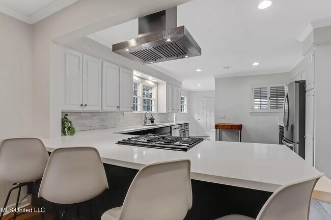 Foto del edificio - 2123 Southwood Rd