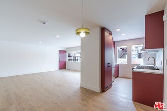 Building Photo - 12425 Texas Ave