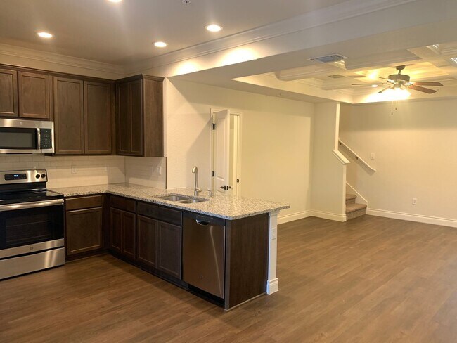 Building Photo - 3/2.5/1.5 /Includes Fridge, Washer & Dryer / Oversized 1 Car Garage / Fenced in Yard /  NBISD