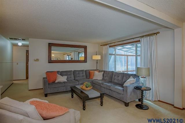 Building Photo - 4495 Redinger Ct S