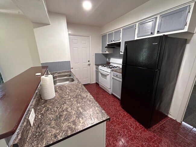 Cocina - 4023 Springmeadows St