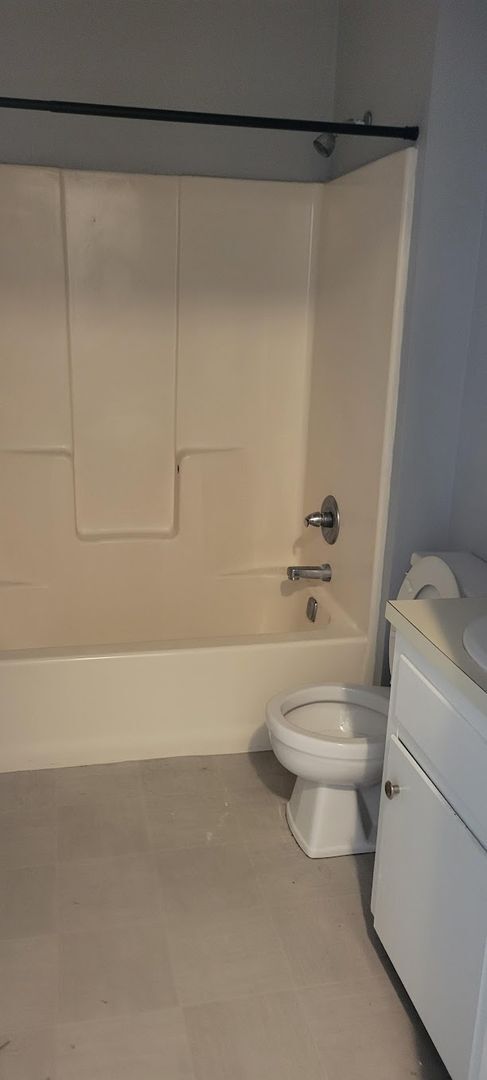 Building Photo - North side 2 bedroom townhome