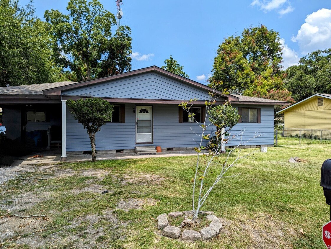 110 April St, Lafayette, LA 70506 House Rental in Lafayette, LA