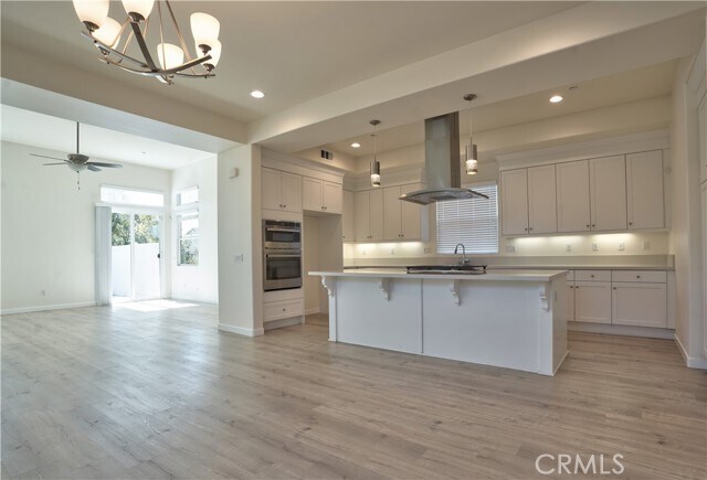 Foto del edificio - 22225 Normandie Ave