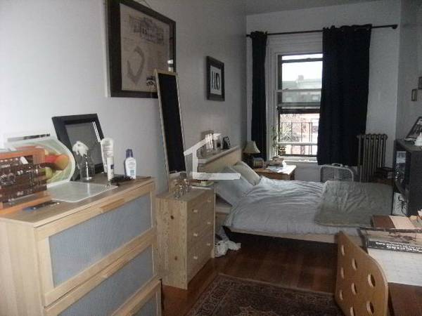 Foto del edificio - 847 Beacon St