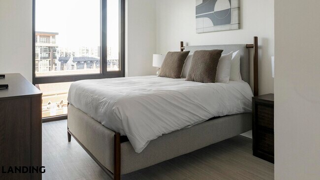 Foto del edificio - 1007 S Mint St